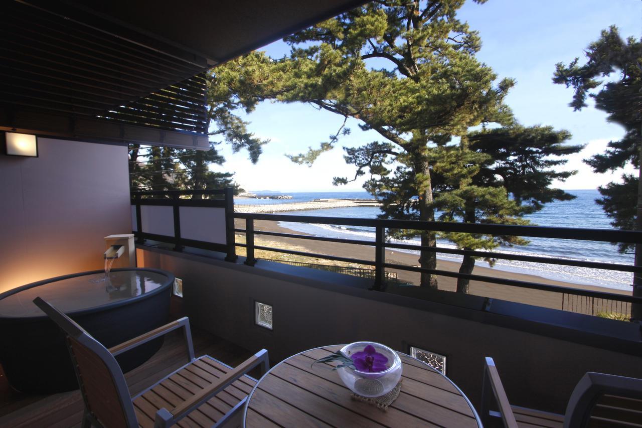 Hotel New Tomiyoshi Atami  Exterior foto
